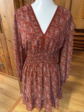 Max Studio Size Large Women's Rust Floral V-Neck Smocked Waist Dress hippie